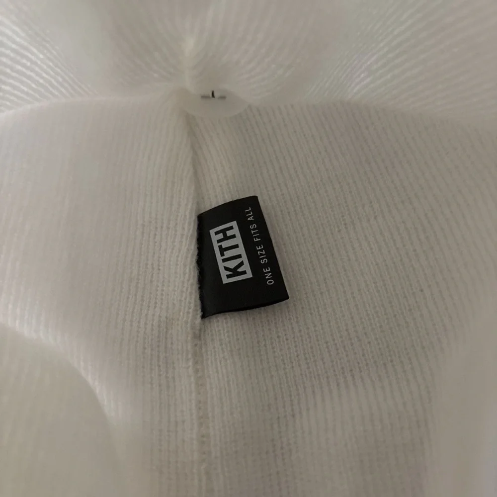 Kith “Fake Friends” Beanie white one size fits all - Picture 2 of 4